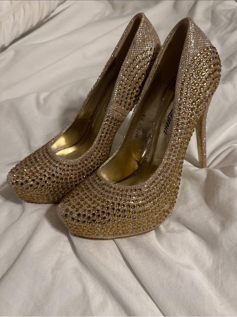 Bella Luna Women's Gold Rhinestone Mesh Heels